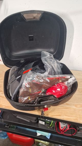 ✅️Top Case Givi 42L + Parrilla M5m monolock✅️