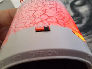 Mini altavoz portátil blanco