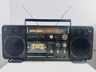 Sanyo M 9998 LU Boombox 1979