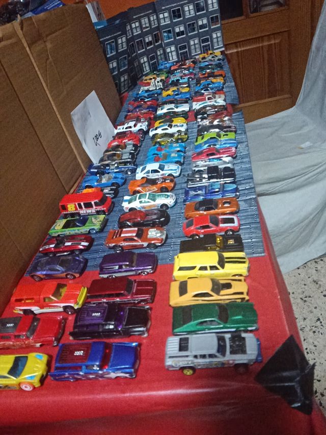 Hot Wheels lotto numero 1, scala 1:67