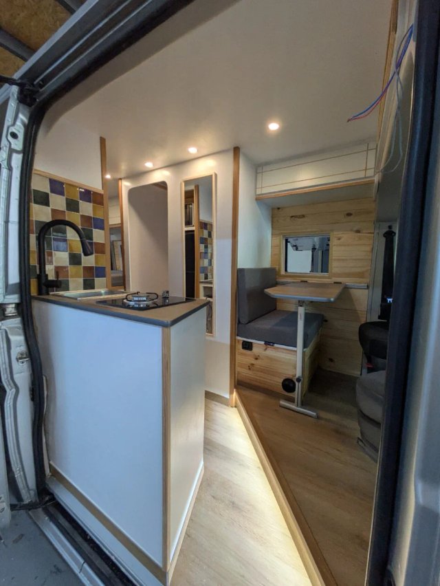 CAMPERIZACION JM AUTOWAGEN. TALLER ESPECIALIZADA