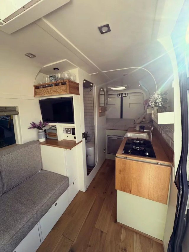 CAMPERIZACION JM AUTOWAGEN. TALLER ESPECIALIZADA