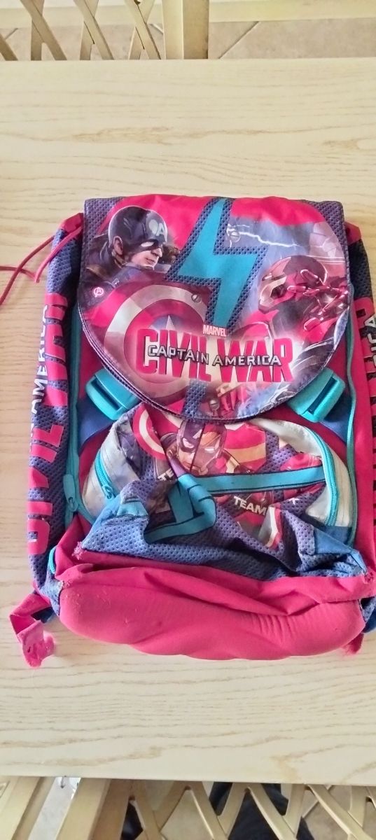 Tre Zaini Scuola Bambini