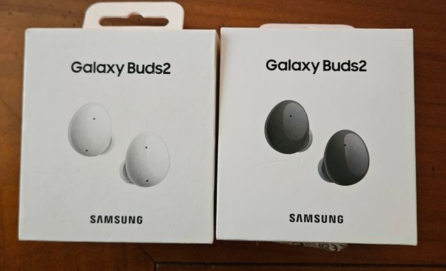 2 Cajas galaxy buds 2