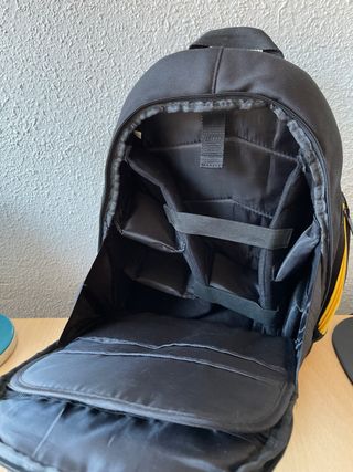 Camara reflex Nikon D3200 con mochila