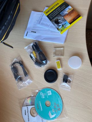 Camara reflex Nikon D3200 con mochila