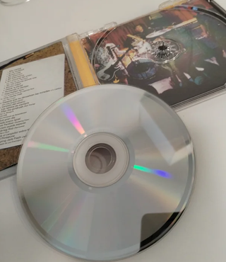 LOS HERMANOS DALTON, "UNA NOCHE MAS" (Directo, CD)