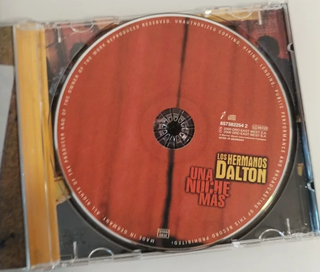 LOS HERMANOS DALTON, "UNA NOCHE MAS" (Directo, CD)