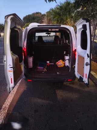 Ford E-Transit Courier 2016