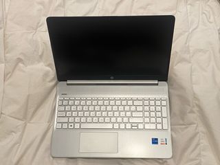 Portátil HP Gris 15” i7 16GB RAM SSD 512GB
