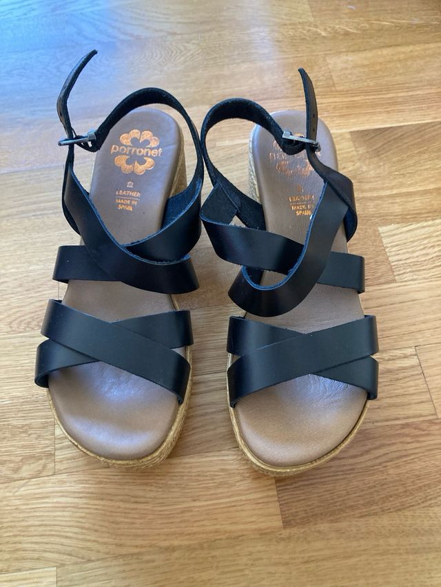 Sandalias negras plataforma