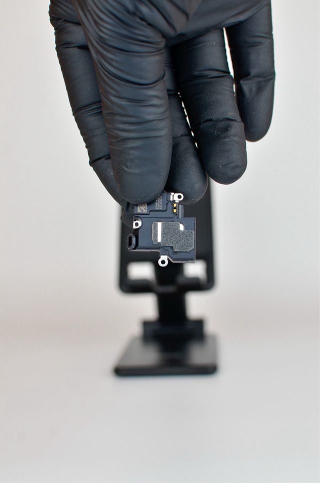 Altavoz superior iphone 15 pro