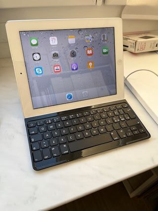 TECLADO LOGITECH BLUETOOTH IPAD 3-4