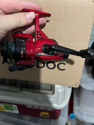 Carrete pesca cardinal