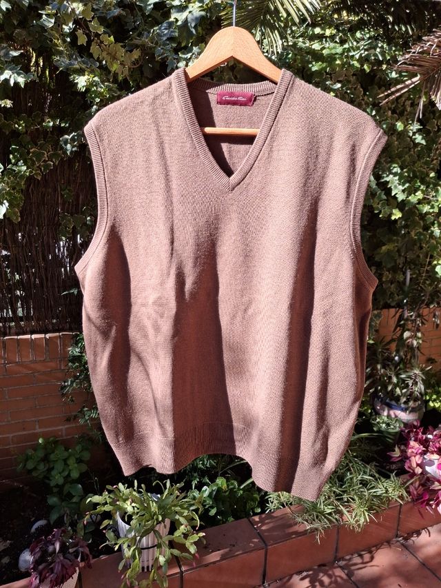 Ocasión. 2 chalecos Emidio Tucci