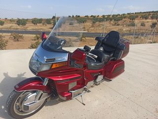 Honda goldwing