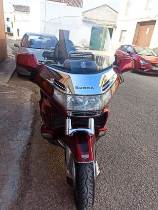 Honda goldwing