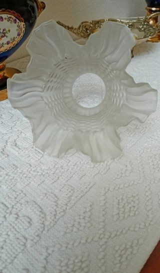 Paralume in vetro antico