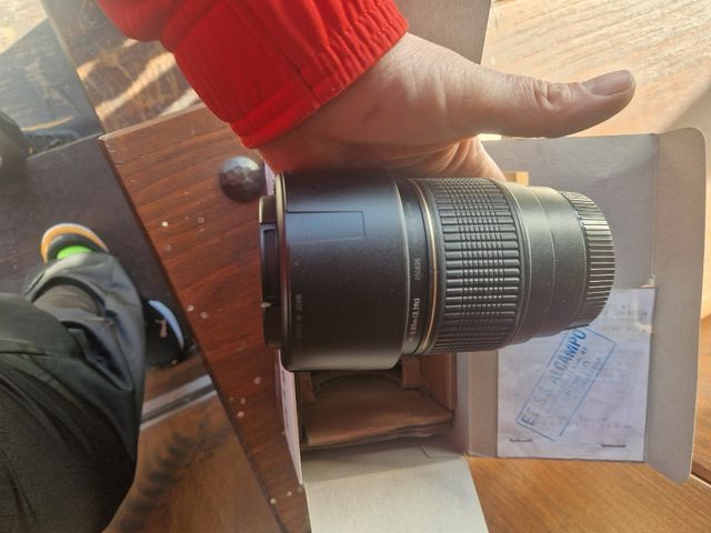 Objetivo tamron 70-300