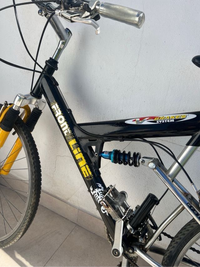 Bicicleta V brakes system