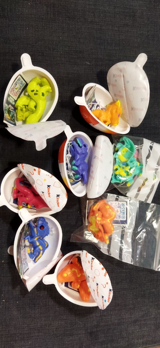 Dinosaurios Kinder Joy Jurassic 