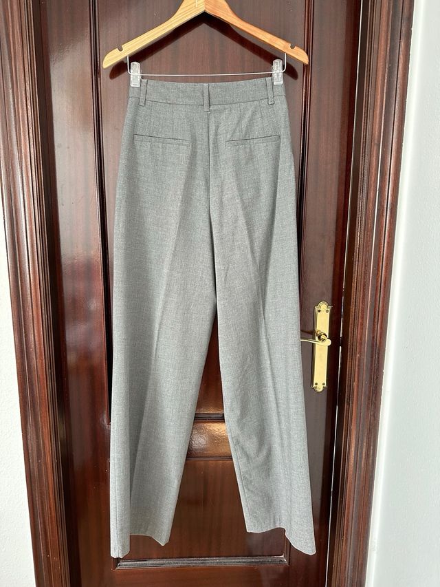 Pantalón de vestir gris