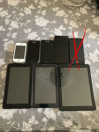 Lotto 4 smartphone e 3 tablet