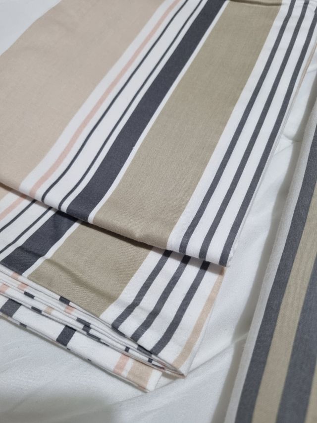 Copripiumino matrimoniale righe e federe