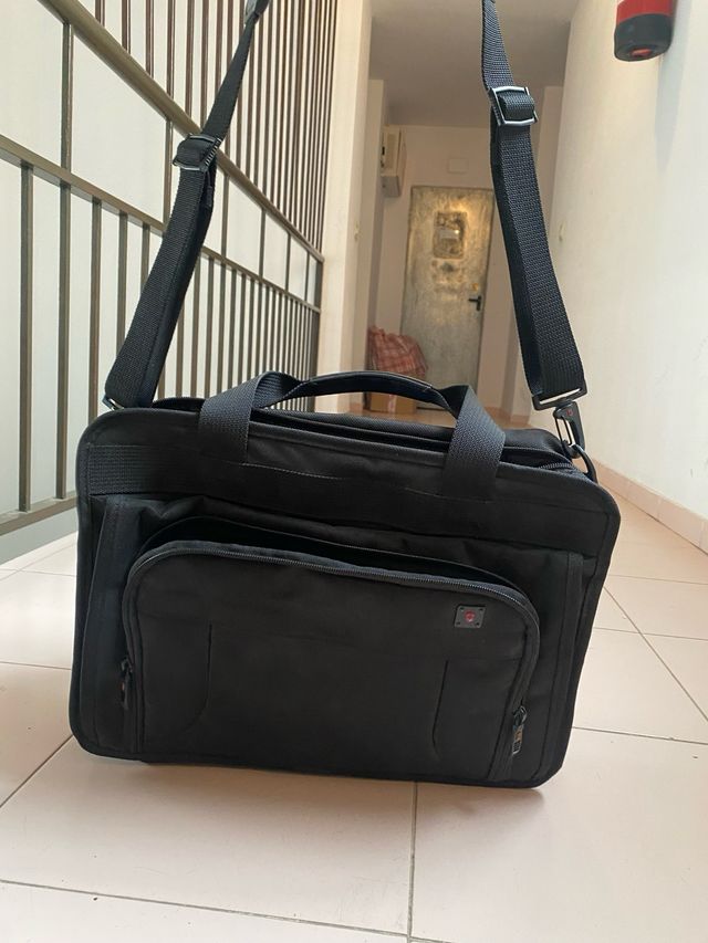 Maletin portadocumentos