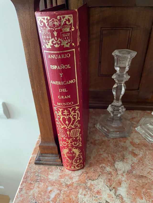 Anuario Español del Gran Mundo 1975