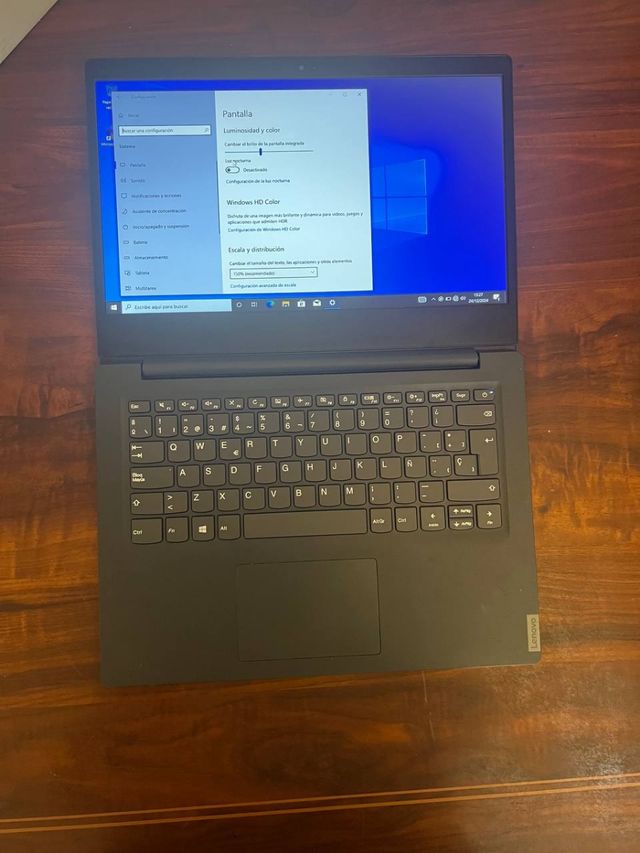 Portatil Lenovo V14 128GB 14 FHD