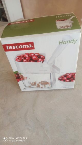 Tescona snocciolatore per ciliegie 