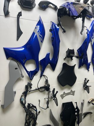 CARENADO YAMAHA R6 NEGRO