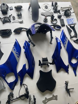 CARENADO YAMAHA R6 NEGRO