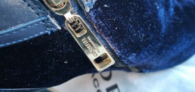 Zapato abotinado, terciopelo azul