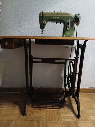 Máquina de coser SINGER