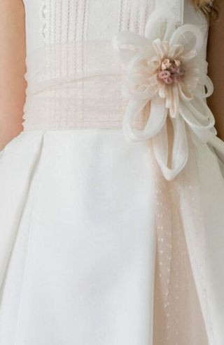 Vestido de Comunión marca Marla.