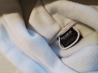 Sudadera blanca pullandbear