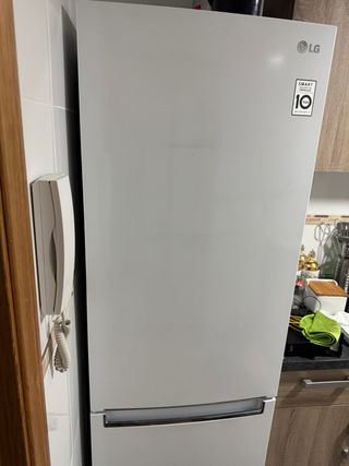 Nevera LG  Combi LG GBB61SWGCN