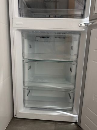 Nevera LG  Combi LG GBB61SWGCN