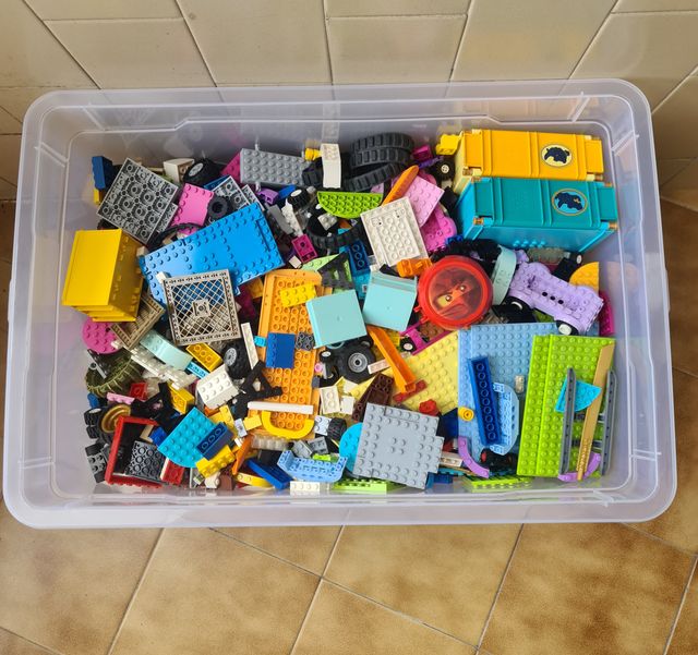Lote Lego 8,96Kg de Piezas Originales
