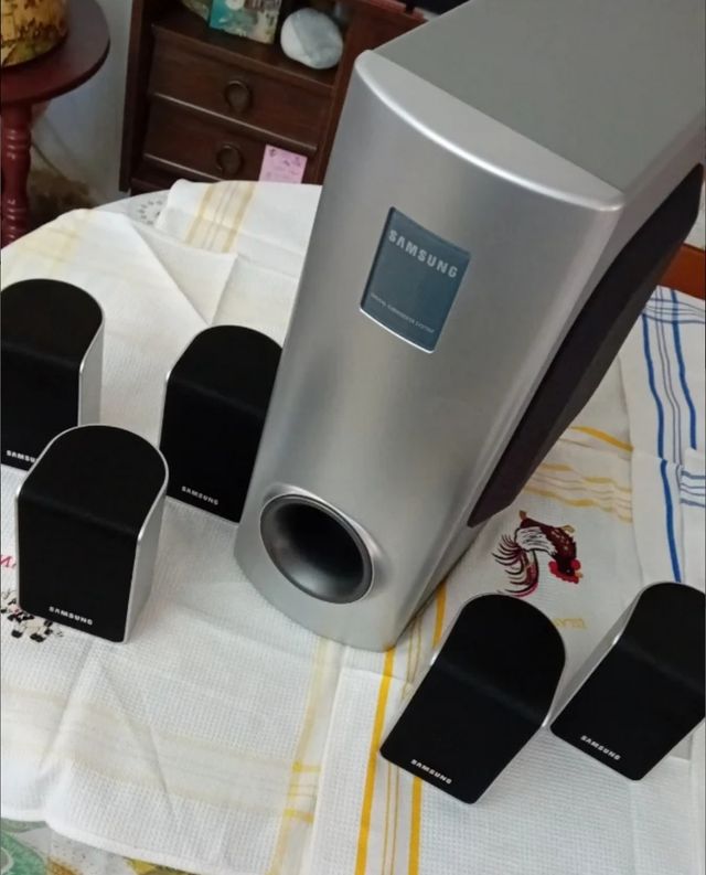 Altavoces Samsung home cinema