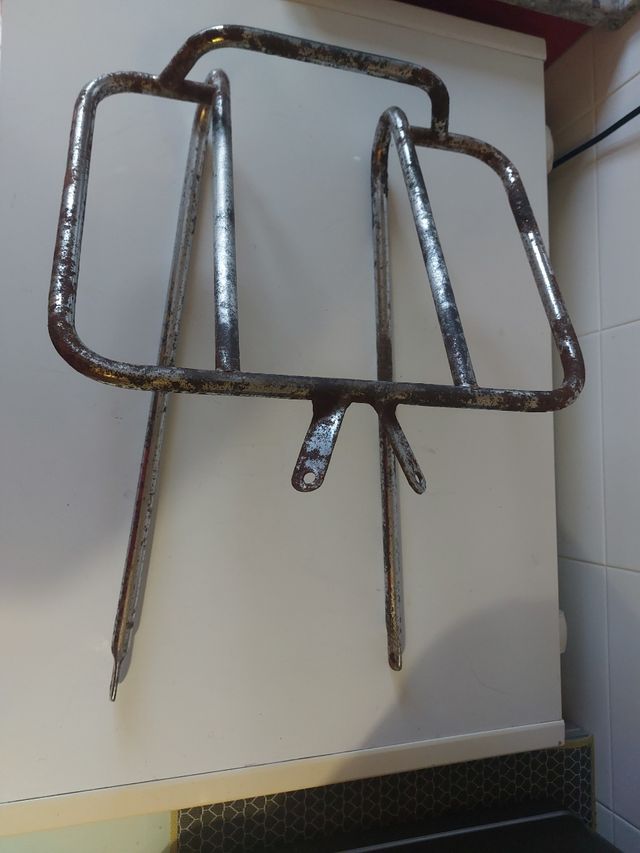 Portabultos moto antigua