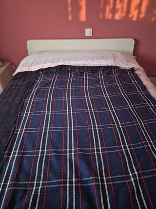 Estructura de cama con Somier IKEA