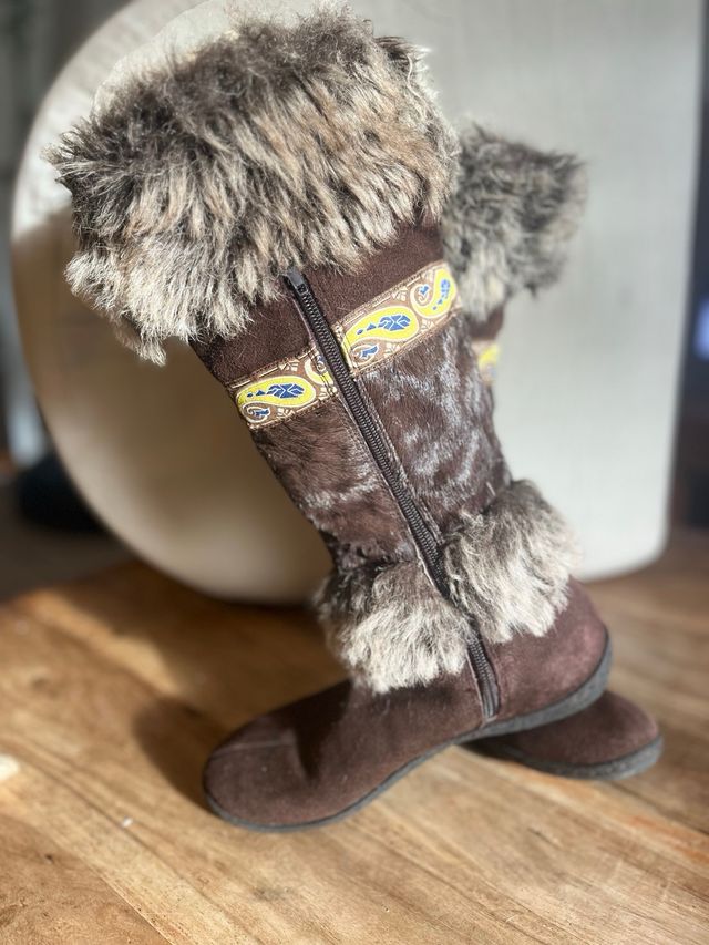 Botas castanhas de pelo 38