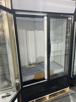 ARMARIO EXPOSITOR REFRIGERADO