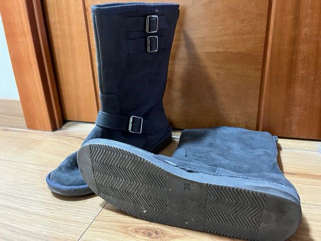 Botas de Pelo Grises