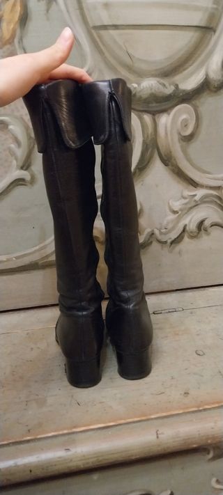 Stivali di pelle taglia 36 donna