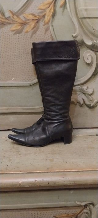 Stivali di pelle taglia 36 donna