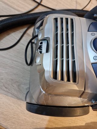 Aspirador ufesa sin bolsa